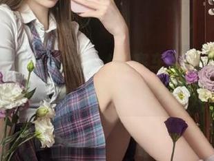 一同沉浸在Umeko J的赛车装玉藻前Cos图集中，Fate/Extella经典再现.txt